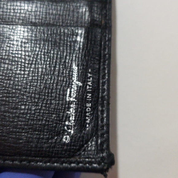 Salvatore Ferragamo Canvas & Black Leather Coin Wallet – Gancini Clip | Luxury - Picture 9 of 15